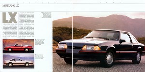 1989 Ford Mustang-06-07.jpg